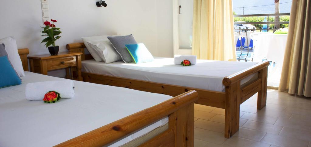 Litsa Aparthotel